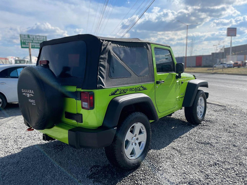 Imagen 5 de 13 de Jeep Wrangler 2012 Rubicon 4x4 At