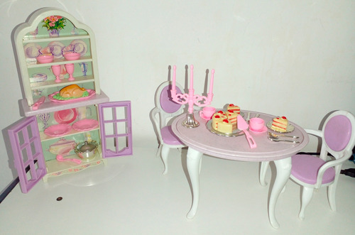 Set Muebles Barbie Comedor Comida Accesorios Juguete