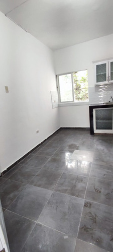 Gazcue Alquiler Apartamento Sin Amueblar De 1 Habitacion, Facil Acceso A Gascue, Uce, Ufhec, Zona Universitaria, El Vergel, Miraflores, Don Bosco, Chavon, Zona Colonial, Tetatro Nacional