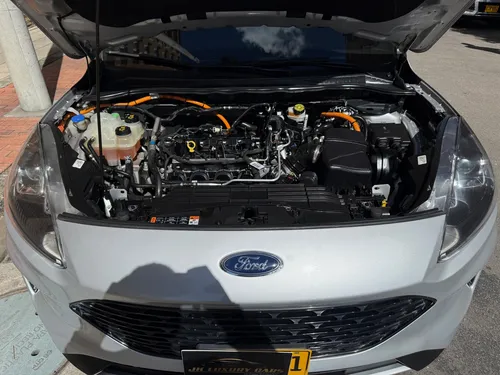 Ford Escape ESCAPE SE HYBRID 2.500cc A/T 6AB FE 4X2
