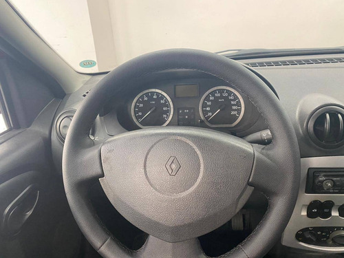 Renault Logan 1.6 Privilège 8v Hi-flex 4p Manual