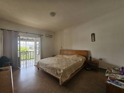 Venta De Fabulosa Propiedad Tipo Townhouse (apartamento) Altamira