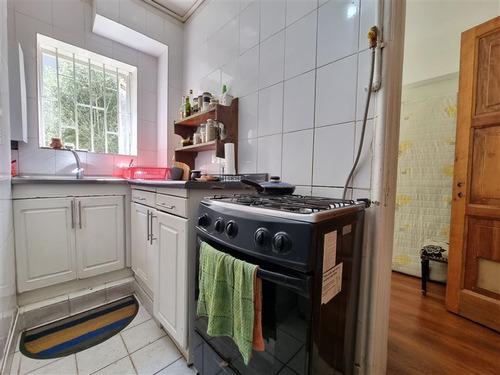 Oportunidad Depto Amplio Antiguo En Venta 3d 2b En Ñuñoa