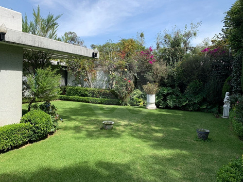 Casa En Venta En Lomas Altas