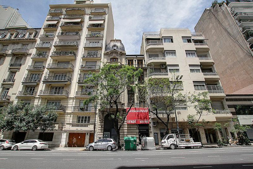 Edificio De Oficinas En Venta En Recoleta