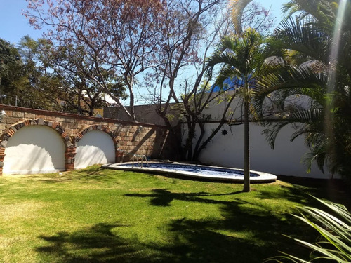 Venta O Renta De Casa En Fraccionamiento La Joya, Cuernavaca