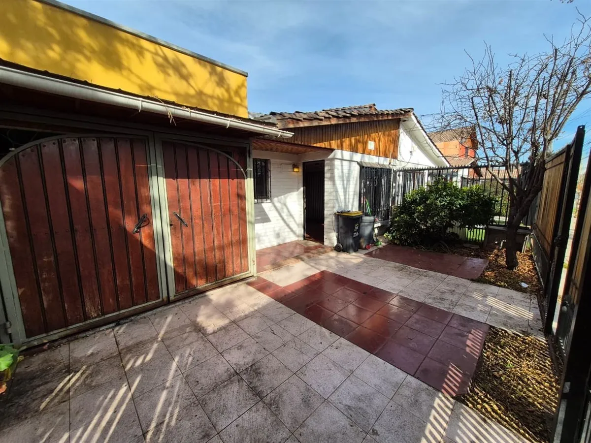 Imagen 2 de 29 de Casa En Venta De 3 Dorm. En Maipú