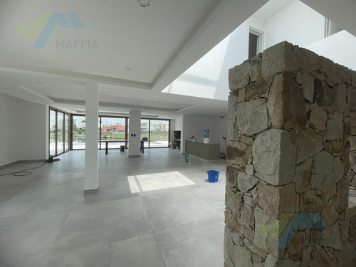 Casa En San Sebastian Laguna