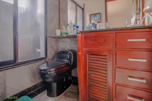Apartamento En Venta En El Poblado Las Lomas. Cod V12653