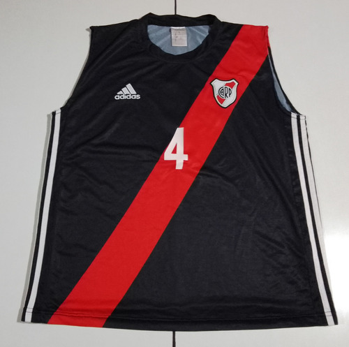 Camiseta Básquet River Negra 2016 #4 Detalles