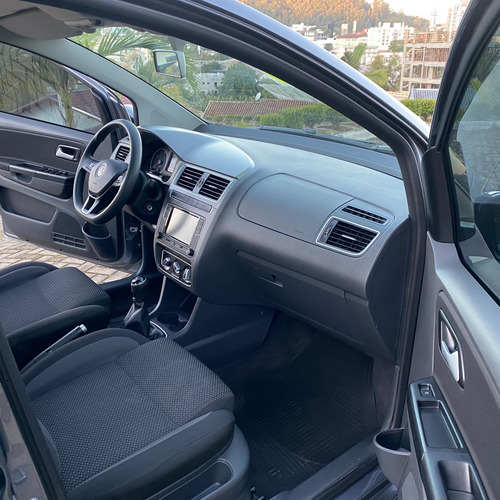 Volkswagen Fox 1.6 MSI TOTAL FLEX CONNECT 4P MANUAL