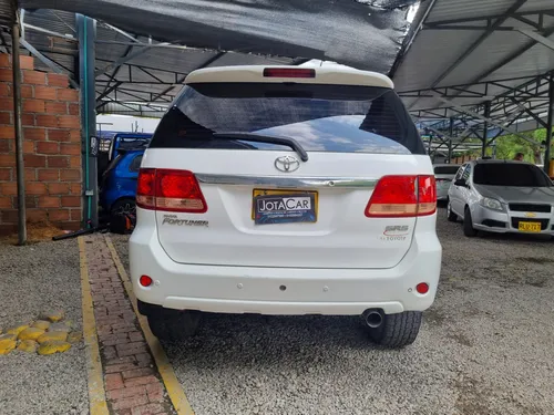 Toyota Fortuner 4.0 Sr5