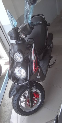 Imagen 5 de 8 de Moto Suzuki Nueva Año 2021