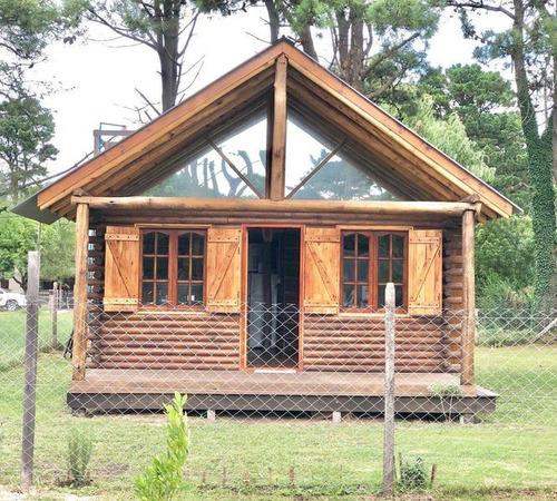 Casa Estilo Cabaña En La Caleta