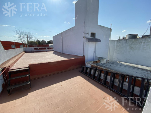 Imagen 14 de 16 de Venta De Casa Para Dos Familias Con Cochera, Patio Y Terraza En Sarandi (28301)