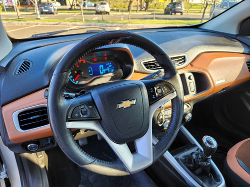 Chevrolet Onix 1.4 MPFI ACTIV 8V FLEX 4P MANUAL