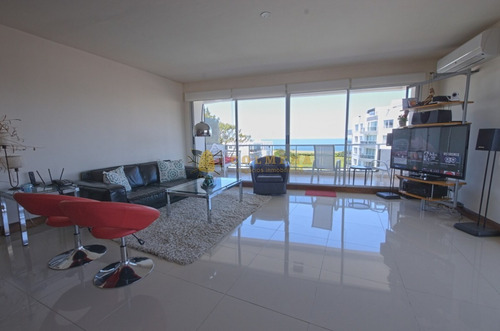 Apartamento En Venta - Pinares- Ref: 3878