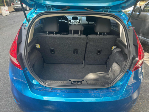 Ford Fiesta Kinetic Design 1.6 Titanium Mt