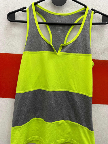 Musculosa Nike Dri Fit Dama Talle Small