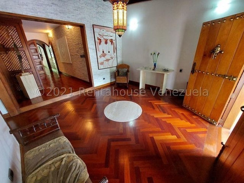 Imagen 10 de 21 de Livy Ramírez Vende Casa En Macaracuay Mls #23-13420