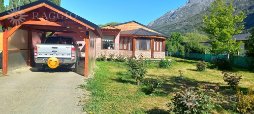 Casa De Cinco Ambientes En Terreno De 2500 M2 (so-32)