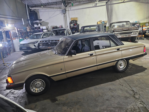 Ford Falcon Ghia