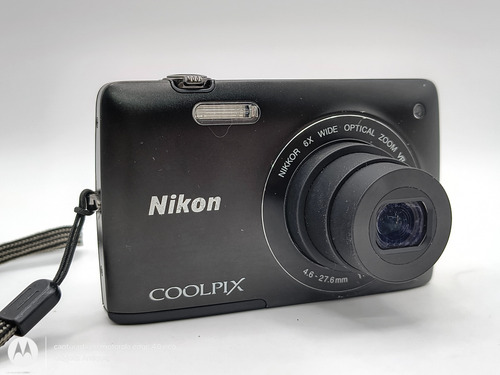 Cámara Nikon Coolpix S4300 Touch Screen 16mpx 6x Funcionando Negro (Usado)