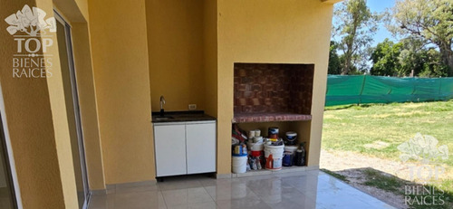 Casa En Venta-el Nacional Club De Campo-rodriguez-pilar