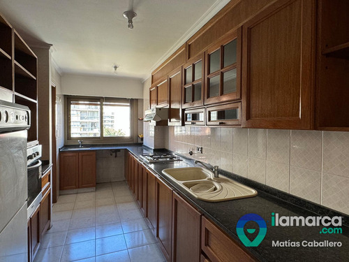Piso Entero En Nueva Córdoba De 3 Dormitorios En Suite Mas Dep De Servicio 210 M2