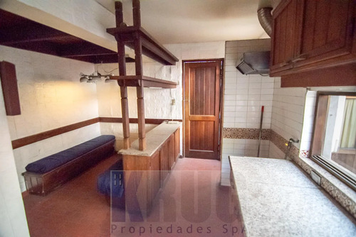 Venta Propiedad De Uso Mixto En Vitacura