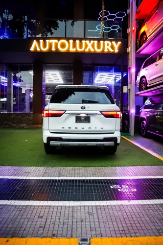 Toyota Sequoia 3.5 V6 Capstone