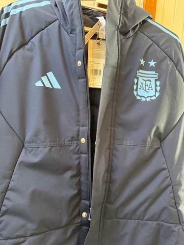 Camperón Parka Argentina Afa Adidas 2022/23 (Usado)