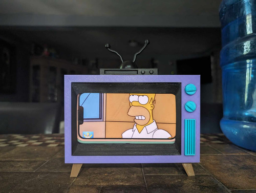 Tv Simpson Soporte Celular (Usado)