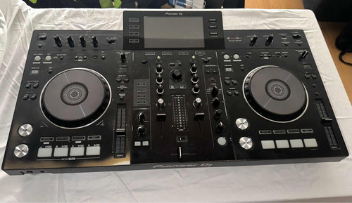 Pioneer Dj Rx1 En Buenas Condiciones Con Maleta Impermeable