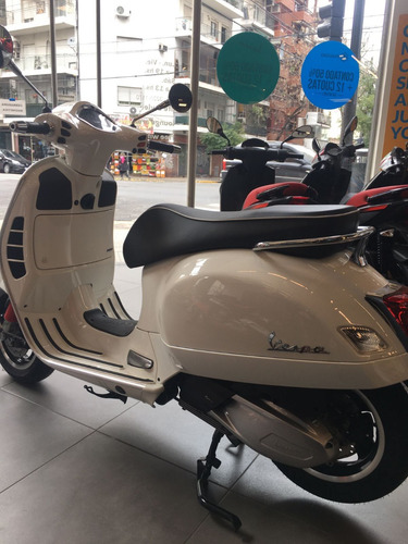 Vespa Gts 300