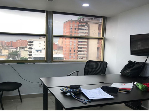Imagen 6 de 9 de Se Vende Oficina 47m2 Sabana Grande