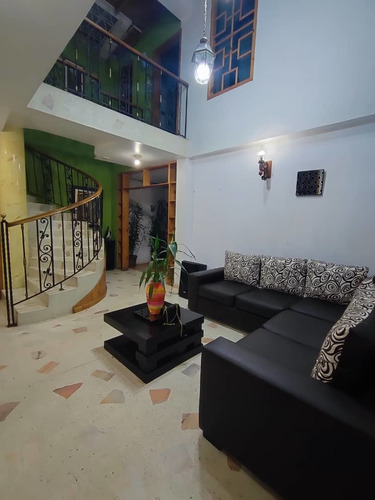 Imagen 18 de 27 de Venta. Hotel. Casa. Local Comercial. San Cristóbal