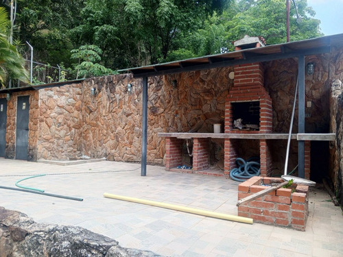 Annic Coronado Vende Exclusiva Quinta En El Trigal Norte Ref. 280396