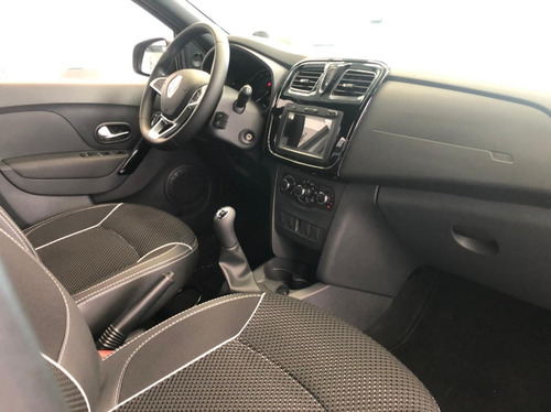 Imagen 13 de 17 de Renault Stepway Zen + Póliza Todo Riesgo