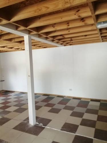Oficina O Local Arriendo En Colina Sector Tottus Chamisero