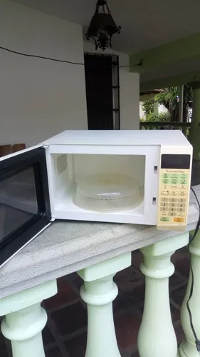 Horno Microondas Marca LG (Usado)