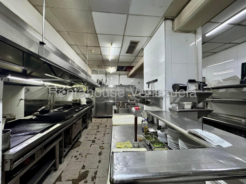 Local En Alquiler Equipado Para Restaurante En Cc Chacaito