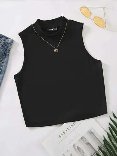 Poleras negras sin diseño hotsell