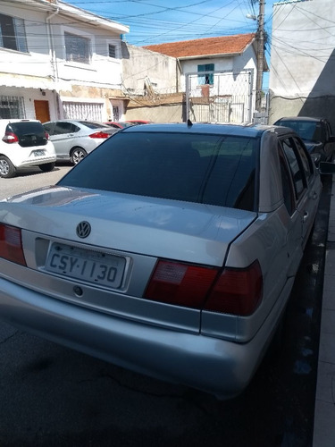 Imagem 12 de 14 de Volkswagen Santana 2000 1.8 4p Gasolina
