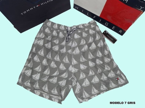 Shorts Playero Tommy Hilfiger Para Caballero. Talla M