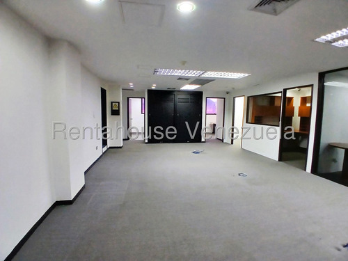 Oficina En Alquiler Los Cortijos De Lourdes Mls 25-15550 Yf
