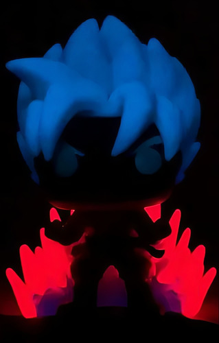 Funko Pop! Goku Kaio Ken Brilla #1256 Dragon Ball Azul Glow