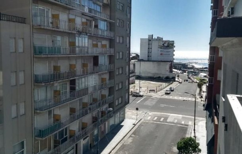 Imagen 2 de 12 de Departamento Dos Ambientes A La Calle Reciclado