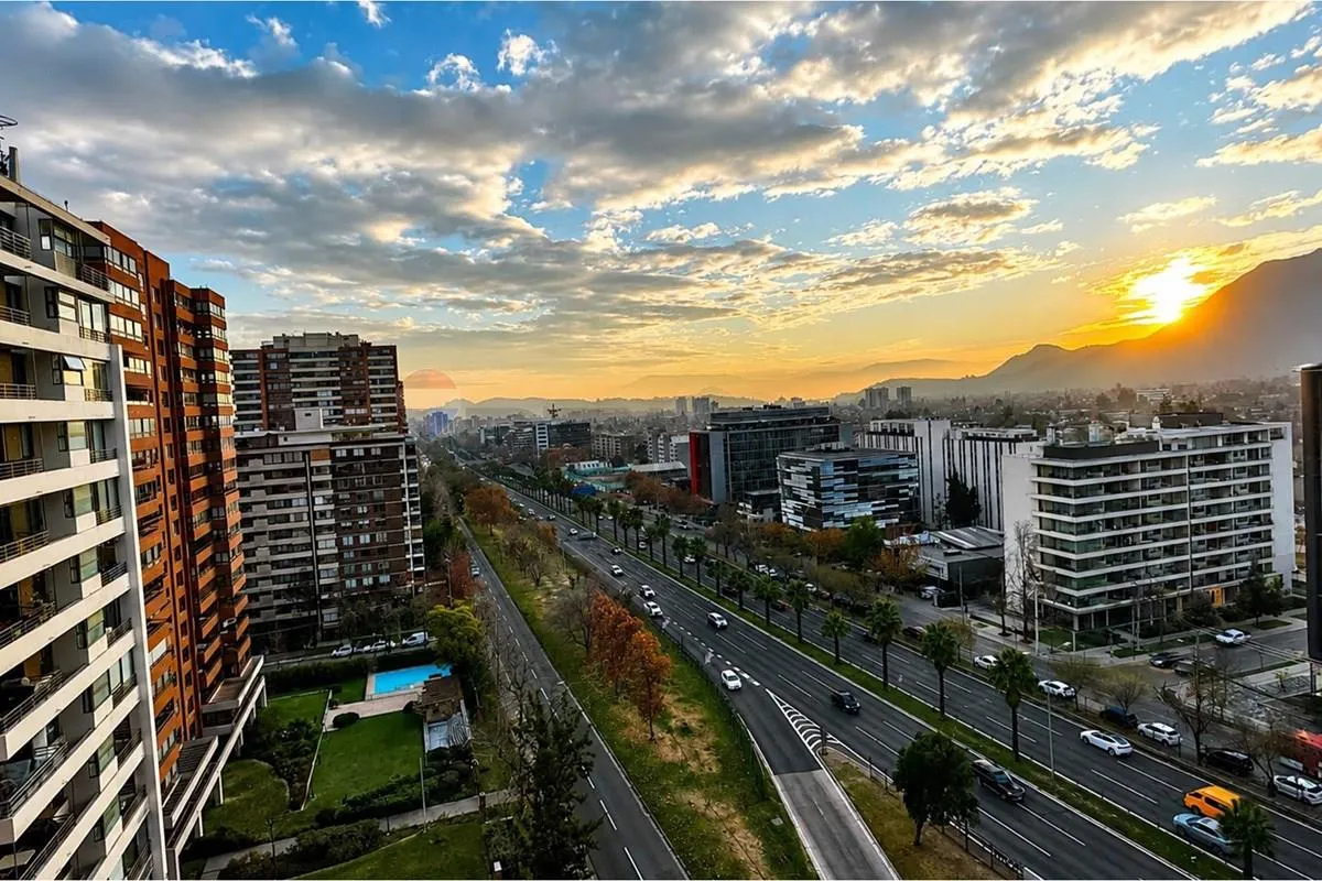 Imagen 1 de 18 de Gran Vista/ 2 Estac / 4 Dorm Colegio Alemán