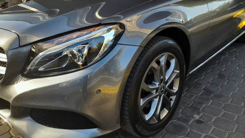 Imagen 9 de 19 de Mercedes Benz C200 Avantgard - Js